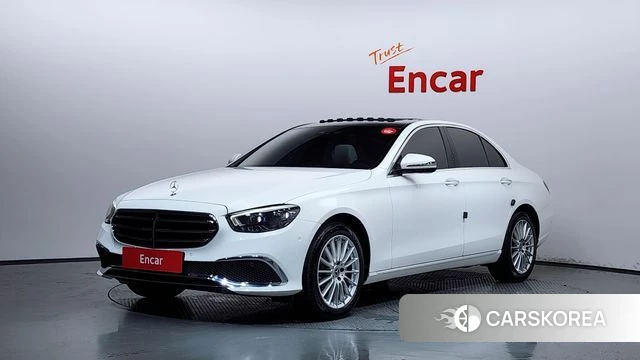 Mercedes-Benz E-Class W213 2020 Белый из Кореи