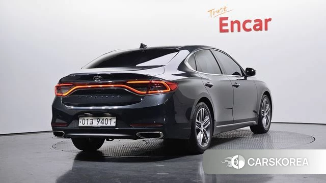 Hyundai Grandeur IG 2018 Серый из Кореи