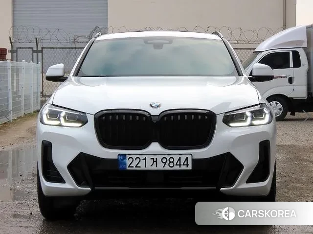 BMW X4 (G02) 2023 Белый из Кореи