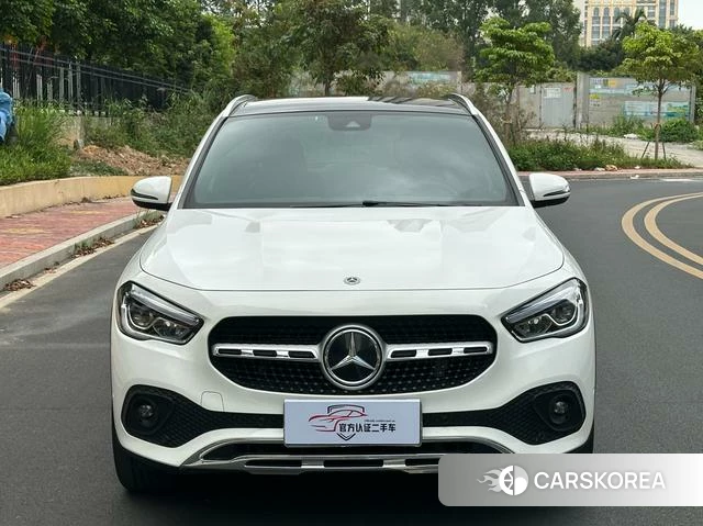 Mercedes-Benz GLA 2023 Белый из Китая