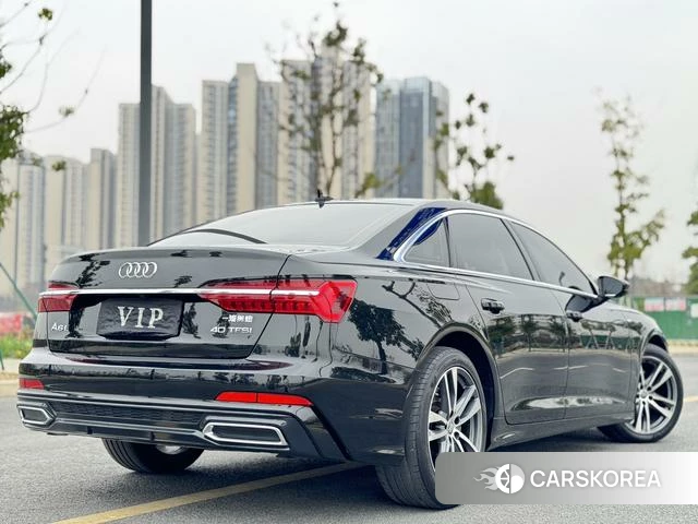 Audi A6L 2021 Черный из Китая
