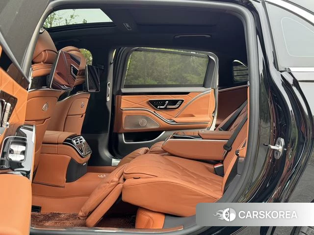 Mercedes-Benz Maybach S-class 2025 Черный из Китая