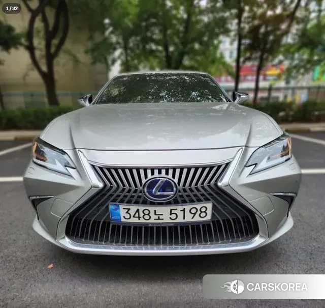 Lexus ES300h 7th generation 2019 Серый из Кореи