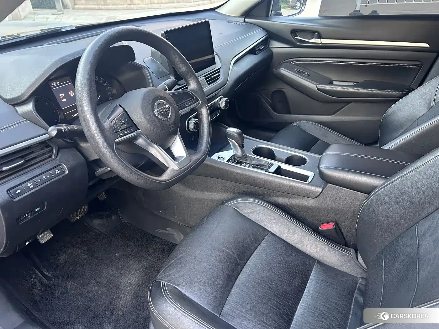 Nissan Altima 2022 Черный из Китая