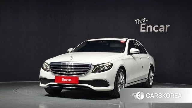 Mercedes-Benz E-Class W213 2020 Белый из Кореи