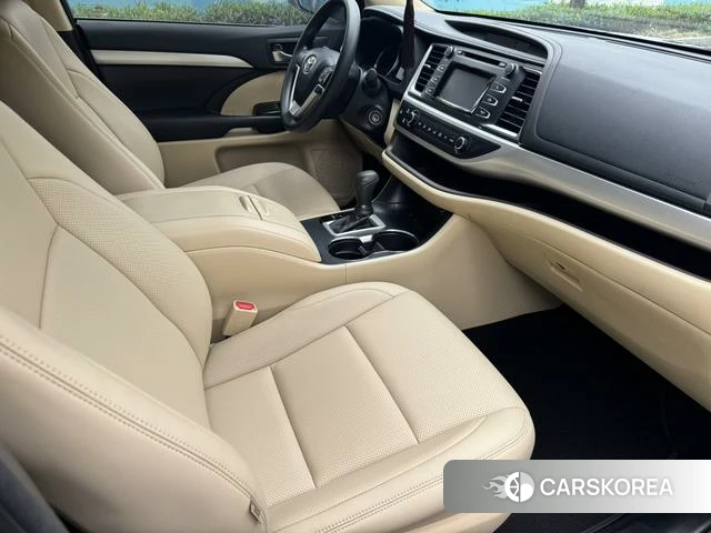 Toyota Highlander 2019 Черный из Китая