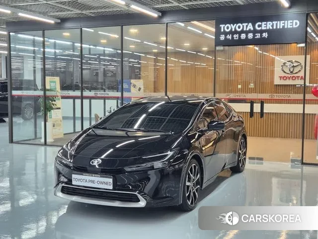 Toyota Prius 5th Generation 2023 Черный из Кореи