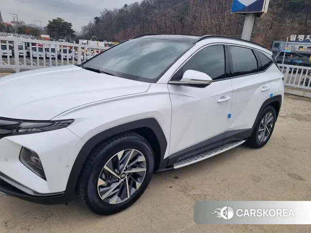 Hyundai Tucson Hybrid (NX4) 2022 Белый из Кореи