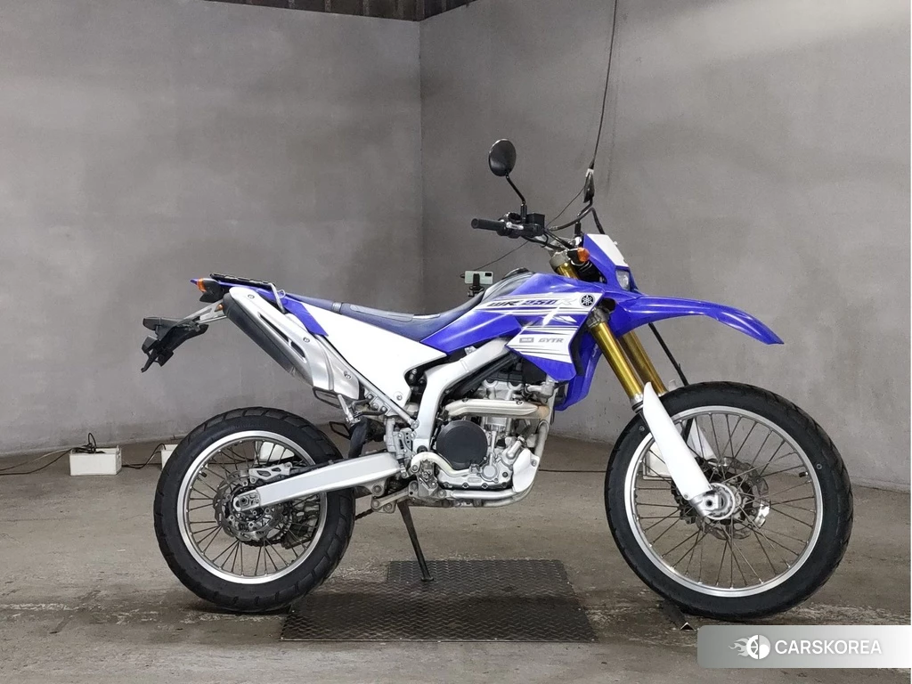 Проданный Yamaha WR250R 2016 из Японии