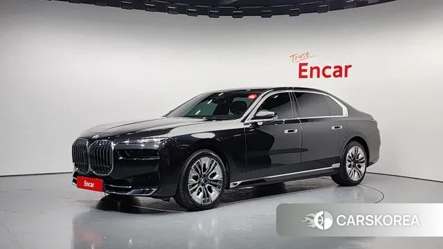 BMW 7 Series (G70) 2023 Черный из Кореи