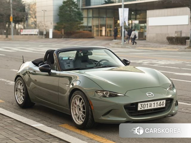 Mazda MX-5 MIATA 2019 Светло-зеленый из Кореи