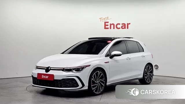 Volkswagen Golf 8th Generation 2023 Белый из Кореи