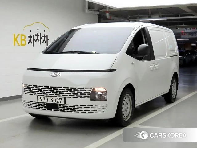 Hyundai Staria 2021 Белый из Кореи