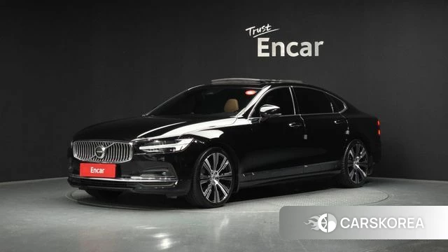 Volvo S90 2022 Черный из Кореи