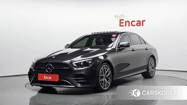 Mercedes-Benz E-Class W213 2022 Серый из Кореи