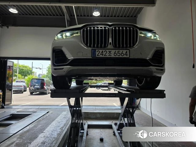 BMW X7 (G07) 2020 Белый из Кореи