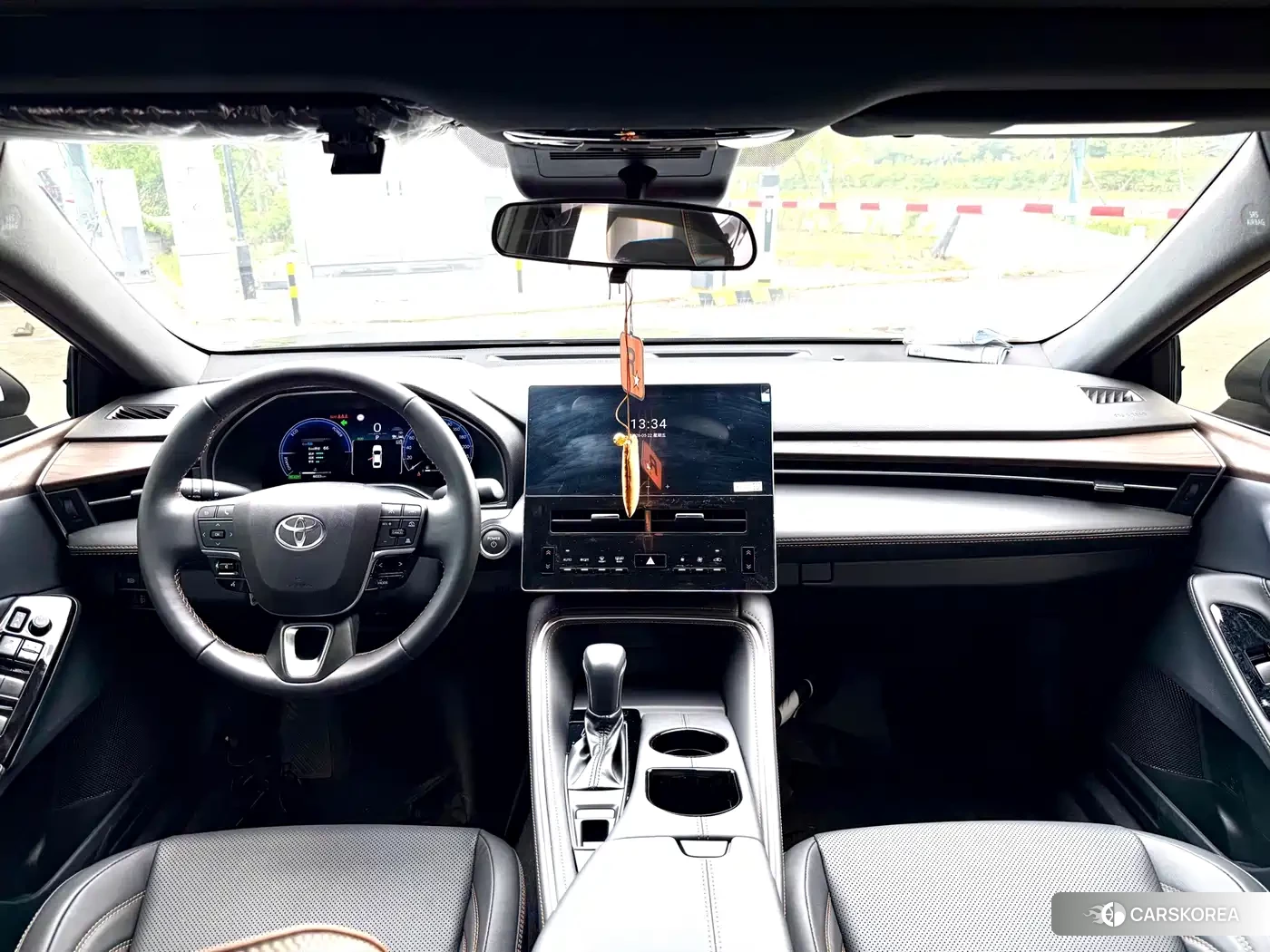 Toyota Avalon 2025 Черный из Китая