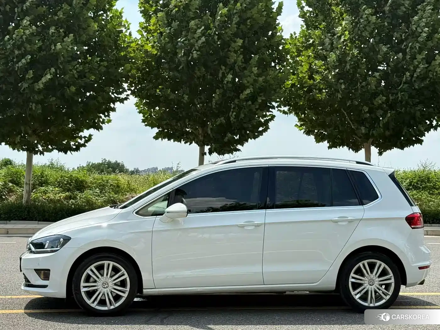 Volkswagen Golf 2019 Белый из Китая