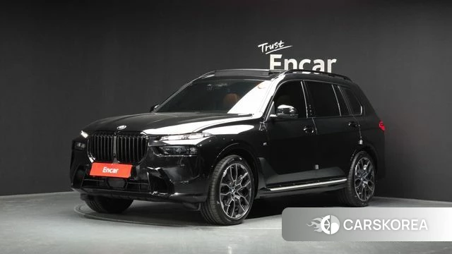 BMW X7 (G07) 2025 Черный из Кореи