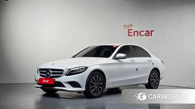 Mercedes-Benz C-Class W205 2019 Белый из Кореи