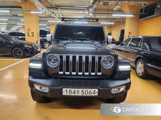 Jeep Wrangler (JL) 2021 Черный из Кореи