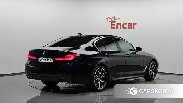 BMW 5 Series (G30) 2023 Синий из Кореи