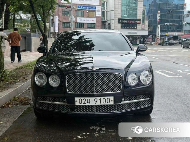 Bentley Flying Spur 2nd Generation 2018 Синий из Кореи