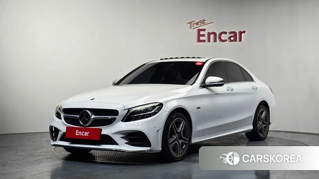 Mercedes-Benz C-Class W205 2020 Белый из Кореи