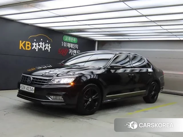 Volkswagen The New Passat 2018 Черный из Кореи