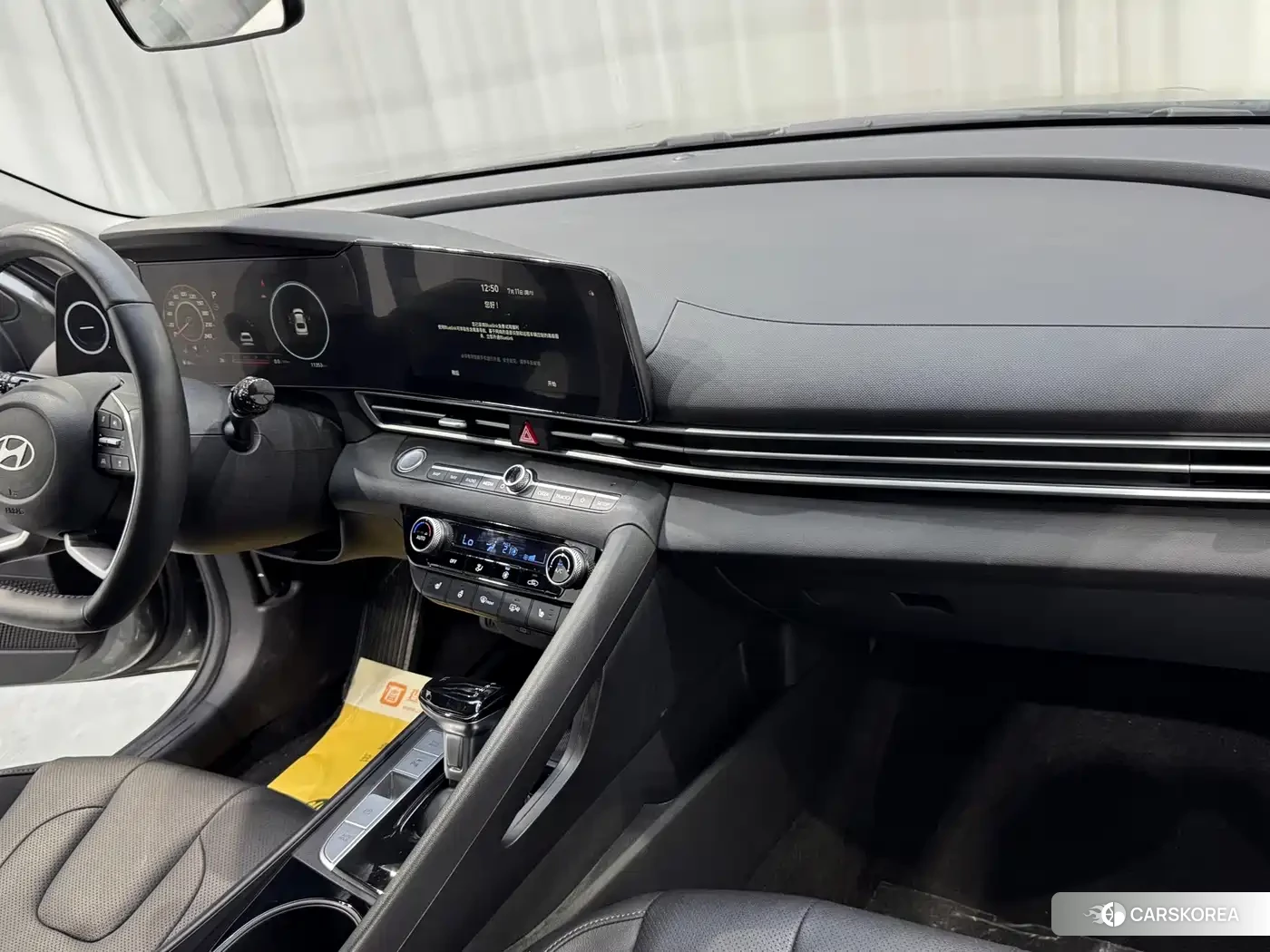 Hyundai Elantra 2023 Silver/gray из Китая