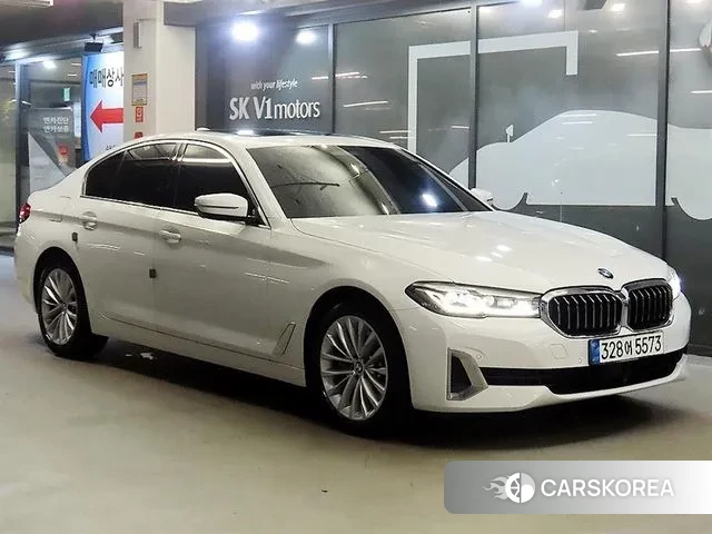 BMW 5 Series (G30) 2021 Белый из Кореи