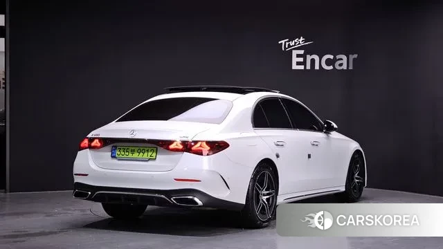 Mercedes-Benz E-Class W214 2024 Белый из Кореи
