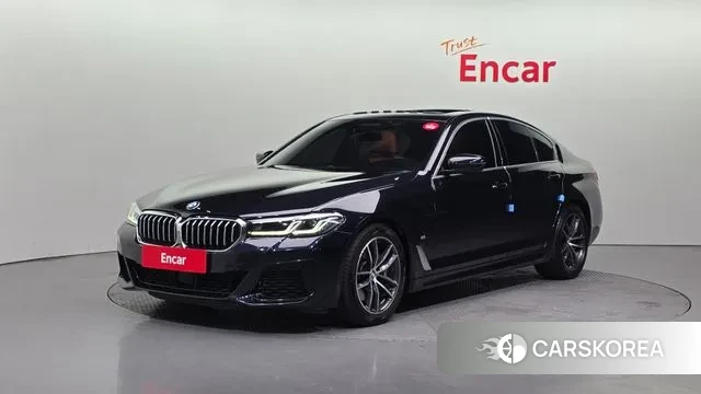 BMW 5 Series (G30) 2022 Черный из Кореи