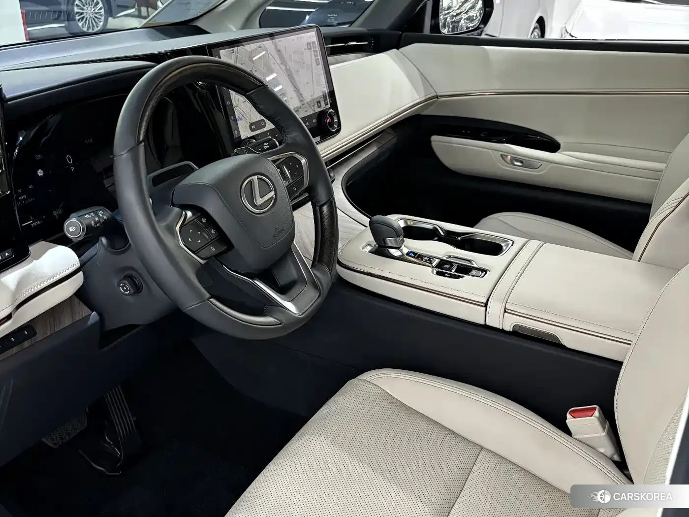 Lexus LM 2025 Черный из Китая
