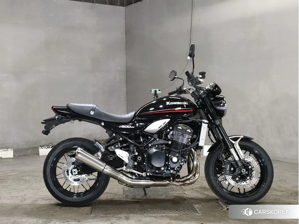 Проданный Kawasaki Z900RS 2023 из Японии