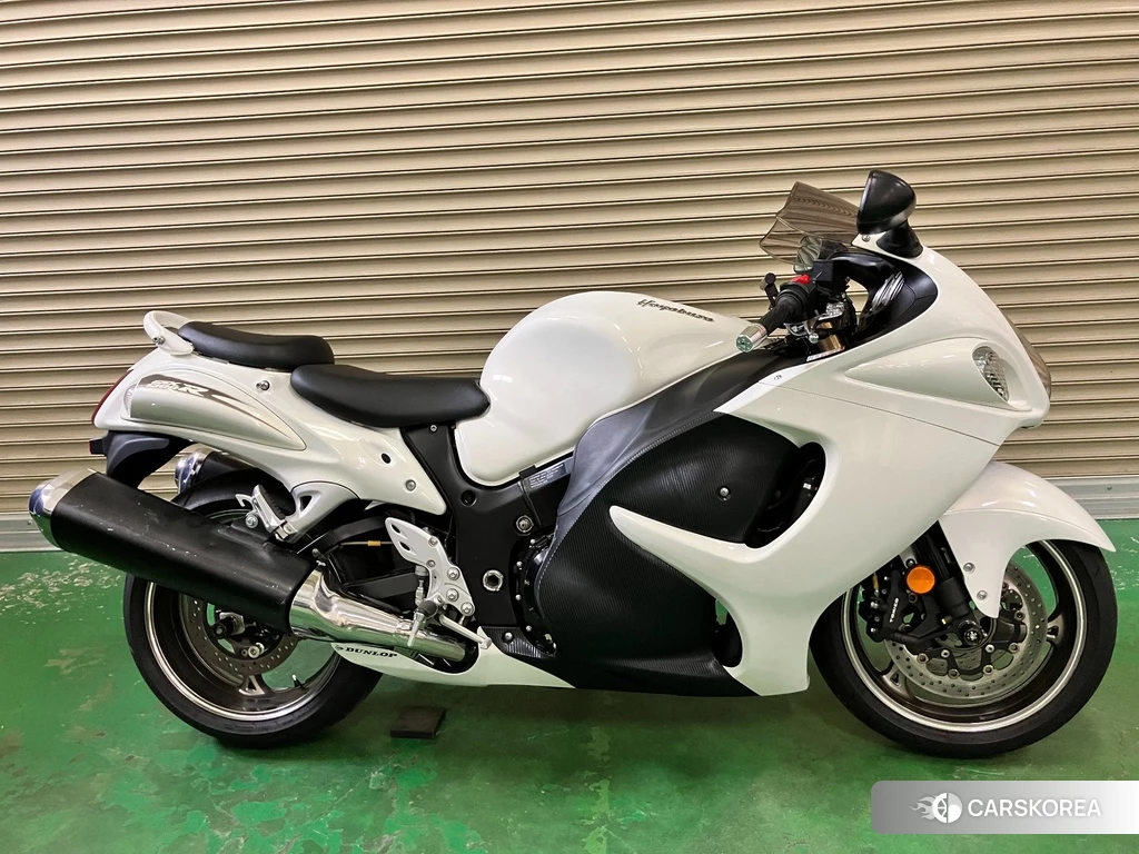 Проданный Suzuki GSX1300R HAYABUSA 2011 из Японии