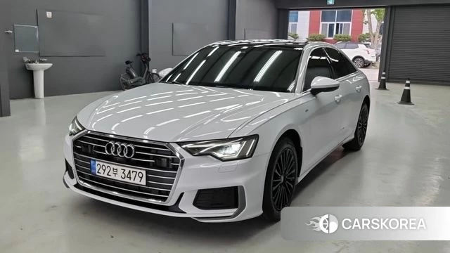 Audi A6 (C8) 2021 Белый из Кореи