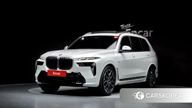 BMW X7 (G07) 2025 Белый из Кореи