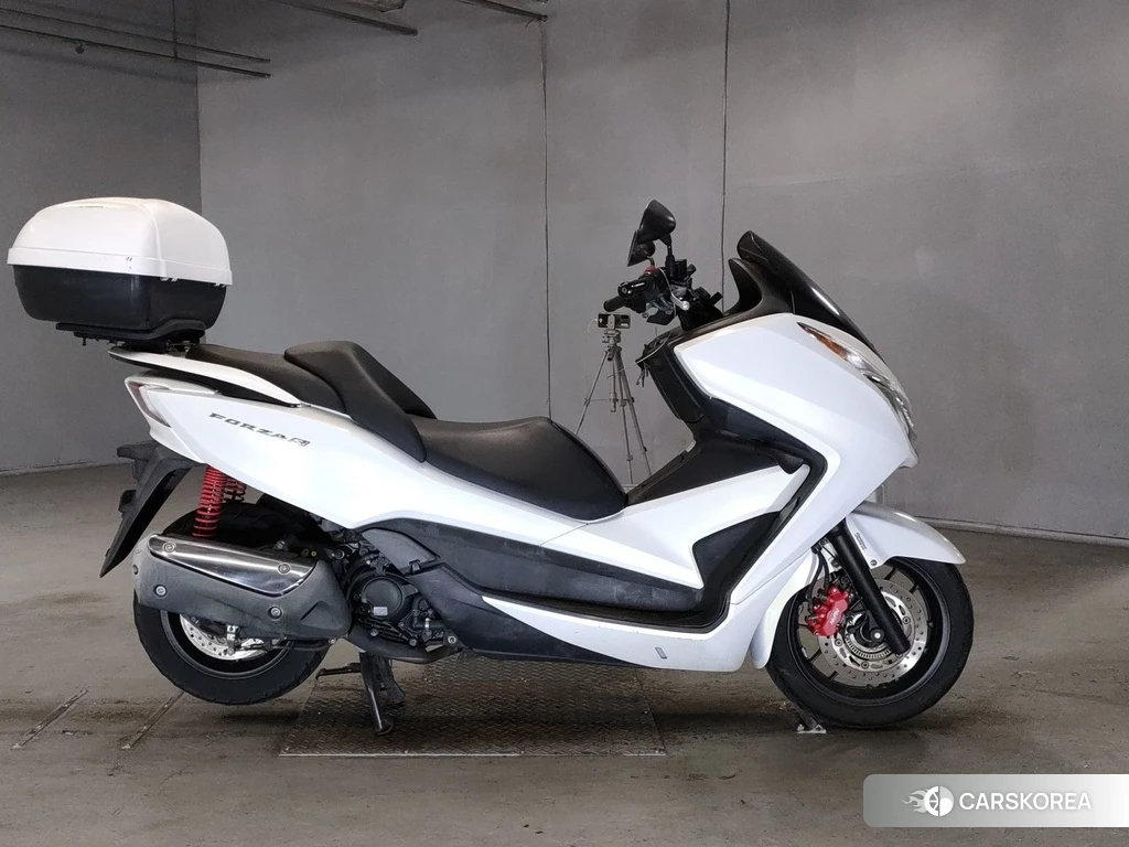 Проданный Honda FORZA 2013 из Японии