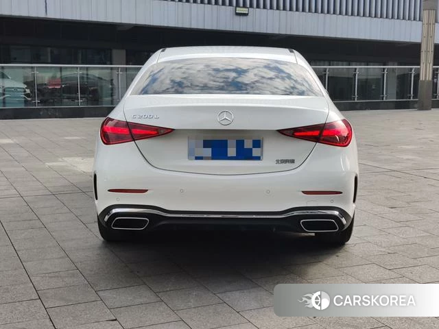 Mercedes-Benz Class C 2022 Белый из Китая
