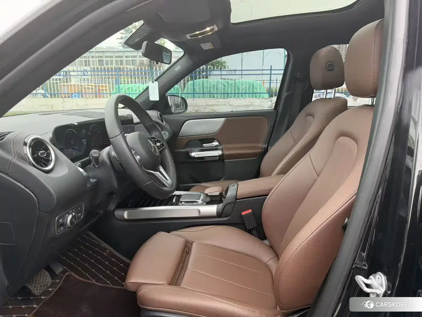 Mercedes-Benz GLB 2022 Черный из Китая