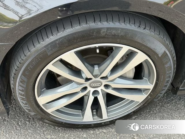 Audi A6 (import) 2021 Черный из Китая