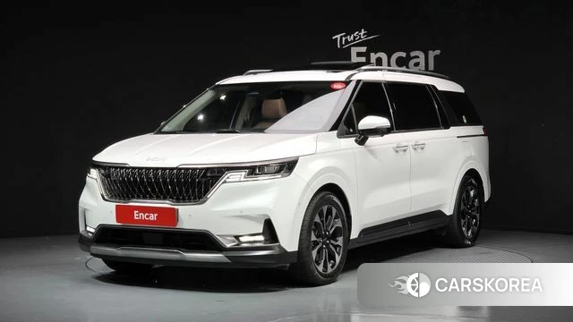 Kia Carnival 4th generation 2023 Белый из Кореи
