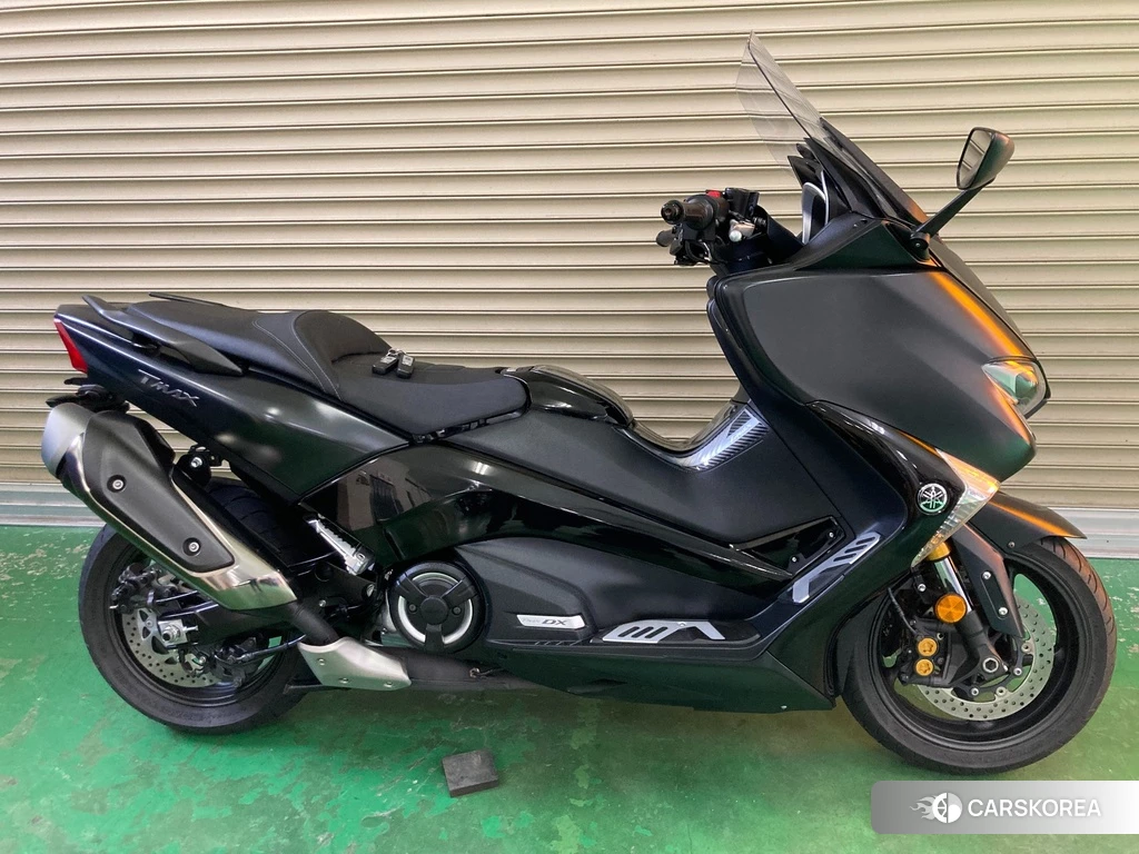 Проданный Yamaha T-MAX 530 DX 2017 из Японии, фото 2