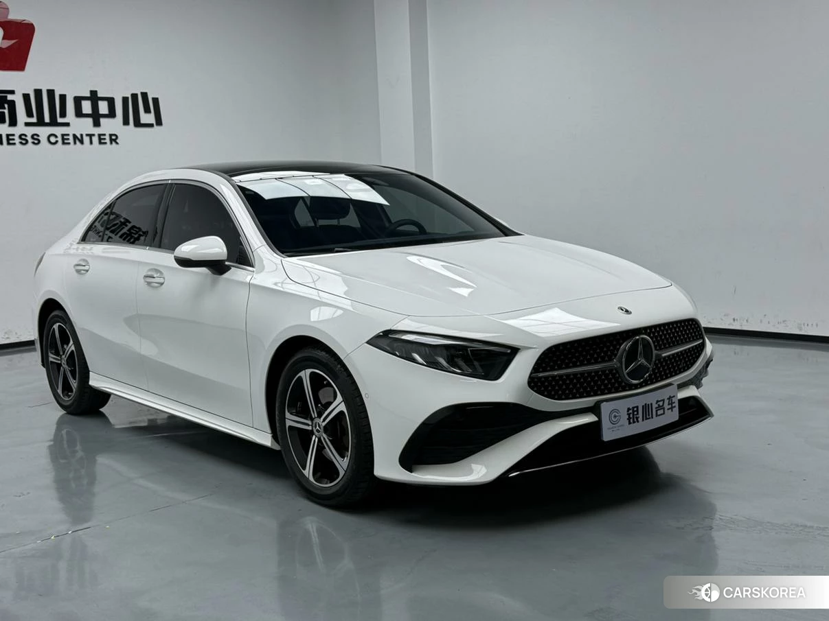 Mercedes-Benz A-Class 2022 Белый из Китая
