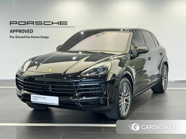 Porsche Cayenne (PO536) 2023 Черный из Кореи