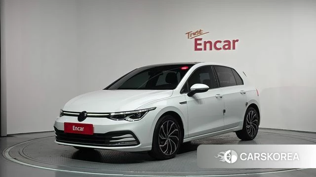 Volkswagen Golf 8th Generation 2022 Белый из Кореи