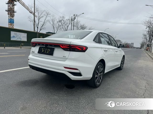 Geely Automobile Emgrand 2026 Белый из Китая