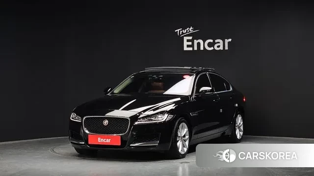 Jaguar XF (X260) 2019 Черный из Кореи