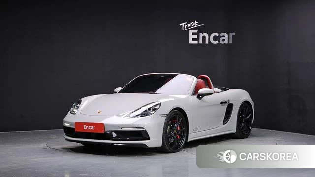 Porsche 718 Boxster 2019 Серебристо-серый из Кореи